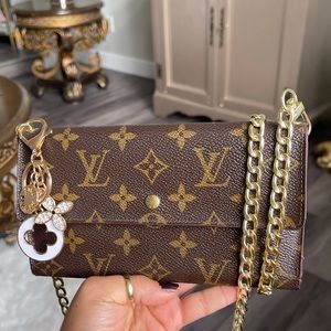 Louis Vuitton continental crossbody